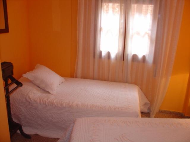 Hostal Restaurante Arasa Saint Barbara Ruang foto