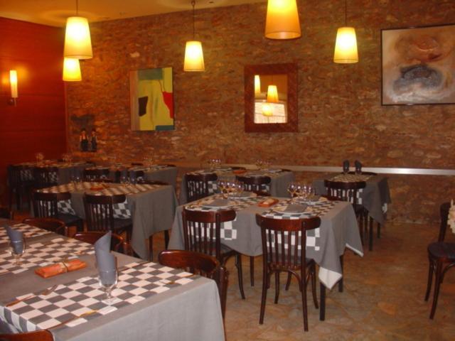 Hostal Restaurante Arasa Saint Barbara Bagian luar foto